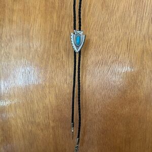 braided arrowhead bolo